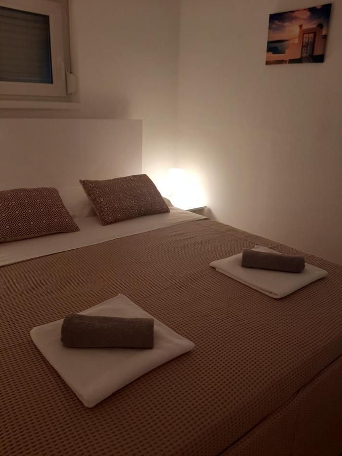 Apartment Enis บาร์บารีกา ภายนอก รูปภาพ