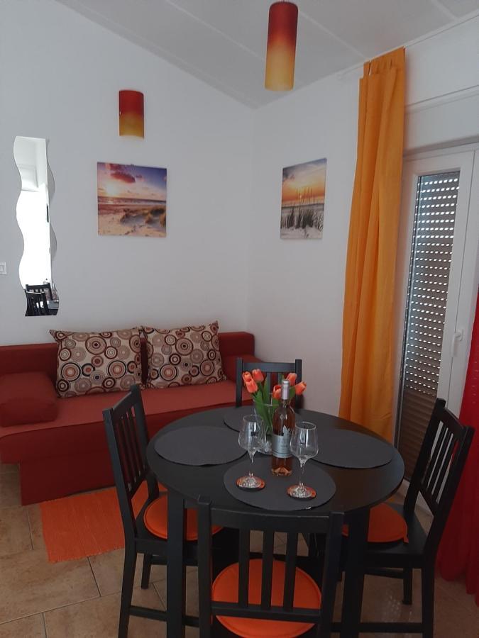 Apartment Enis บาร์บารีกา ภายนอก รูปภาพ