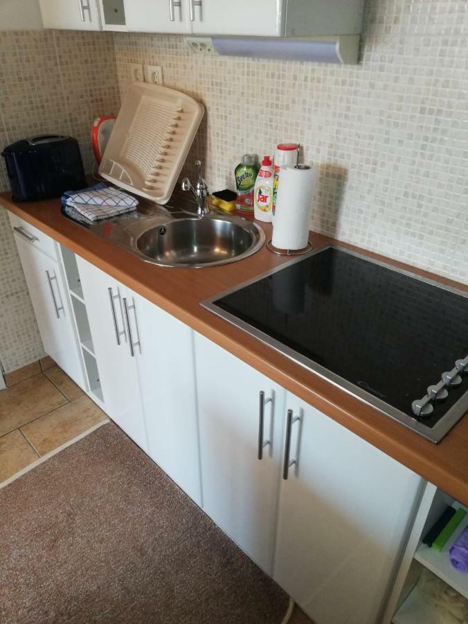 Apartment Enis บาร์บารีกา ภายนอก รูปภาพ